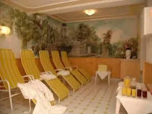 Maria Theresia Hotel 3*